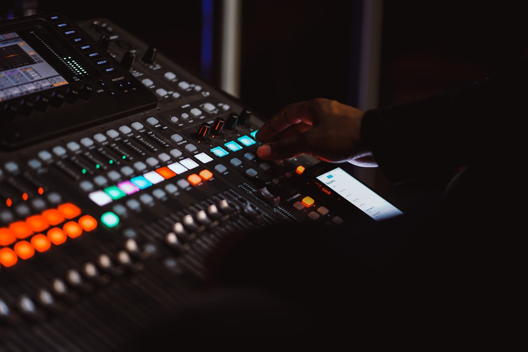 Photo audio equipment