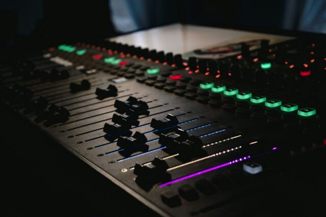 Photo audio mixer for band selection